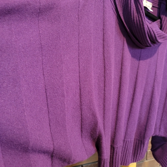 Nordstrom wool and cashmere blend cropped batwing dolman purple sweater - Picture 4 of 9